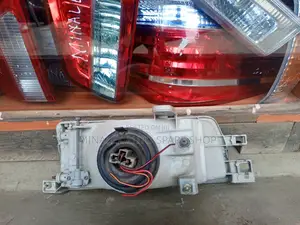 AE 90 Toyota Corolla 90/91 Headlights
