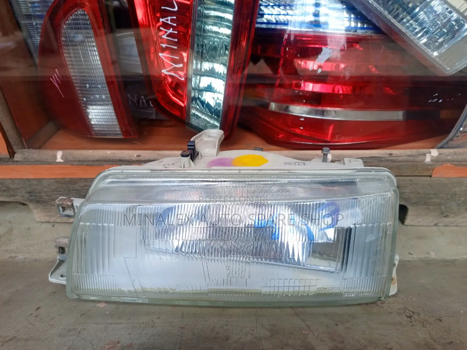 AE 90 Toyota Corolla 90/91 Headlights