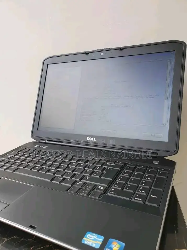 Laptop Dell Latitude 5530 8GB Intel Core I5 SSD 256GB