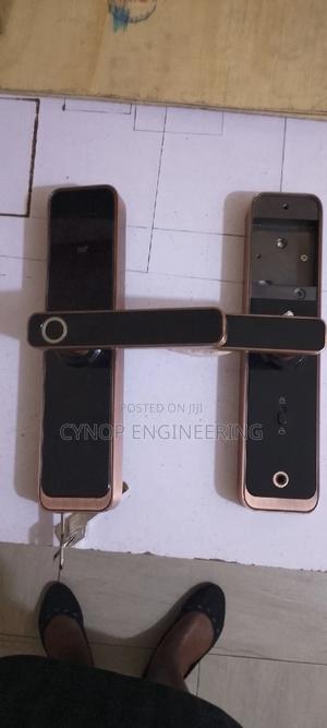 Smart Lock for Studio Apartments - thumbnail 2