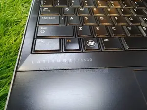 Laptop Dell Latitude 5530 8GB Intel Core I5 SSD 256GB
