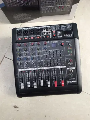 Professional Audio Mixer 4 Channel