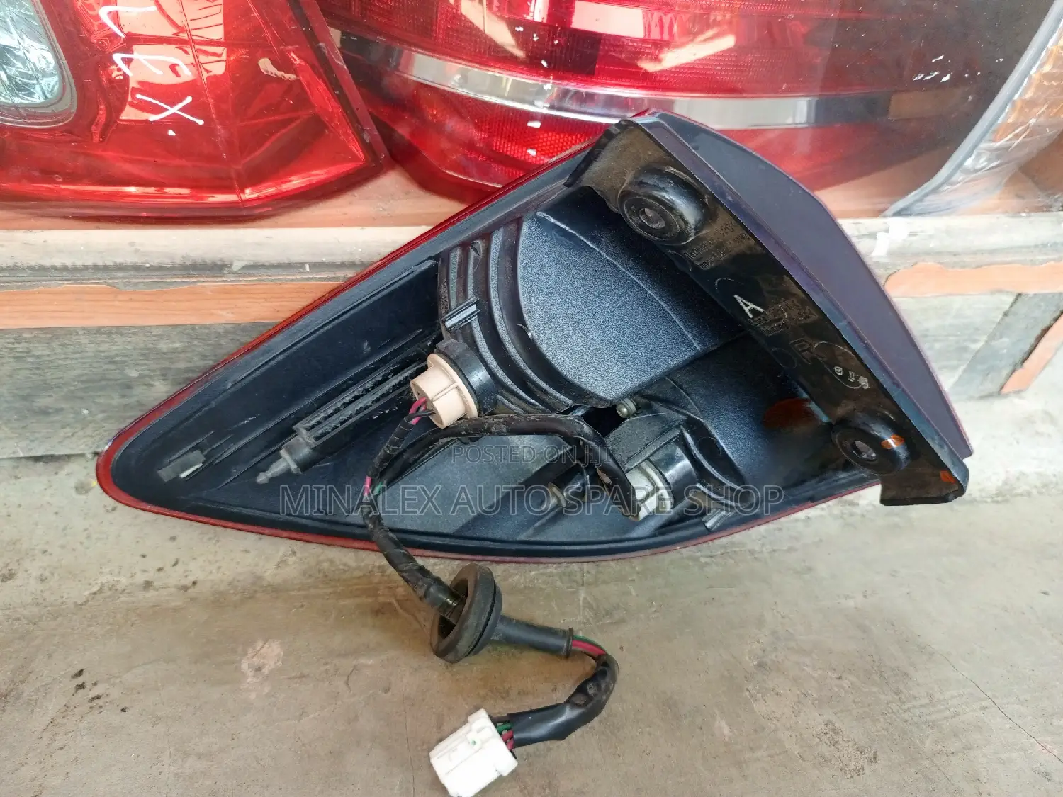 Nissan Wingroad Y12 RHS Body Backlight(Kamaua)