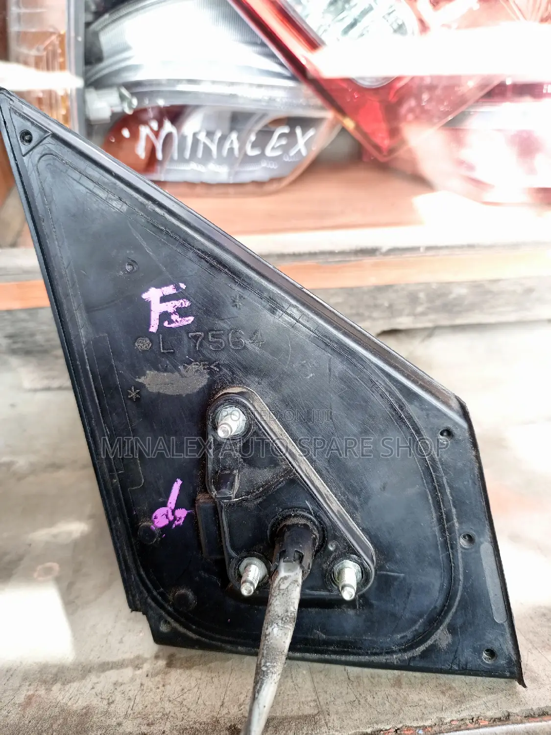 Toyota Raum 2008/10 LHS Sidemirror (Power)
