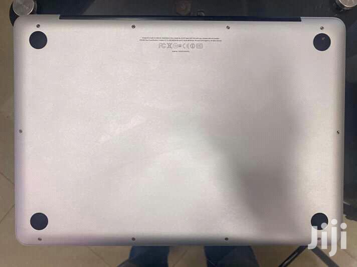 Laptop Apple MacBook Pro 4GB Intel Core i5 HDD 500GB