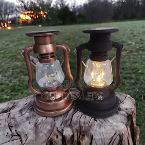 Rechargeable Lamp>Solar Panels Charging Lantern Lamp