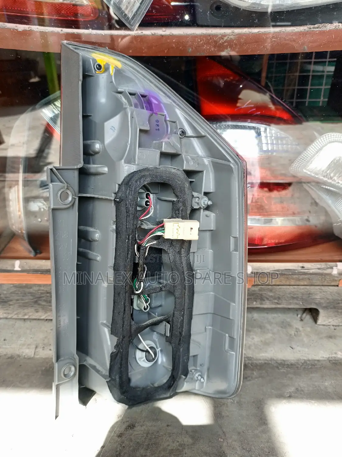 Toyota Voxy 2012/13 Model Backlights(Diode Type)