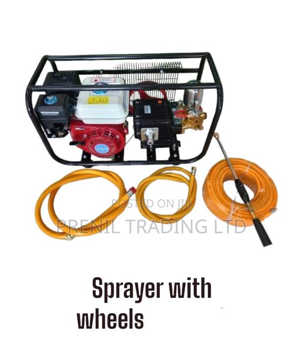 Petrol Sprayer With Wheels - main view