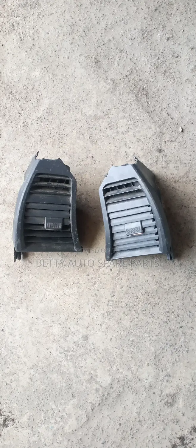 Toyota Premio 260 Dashboard Covers