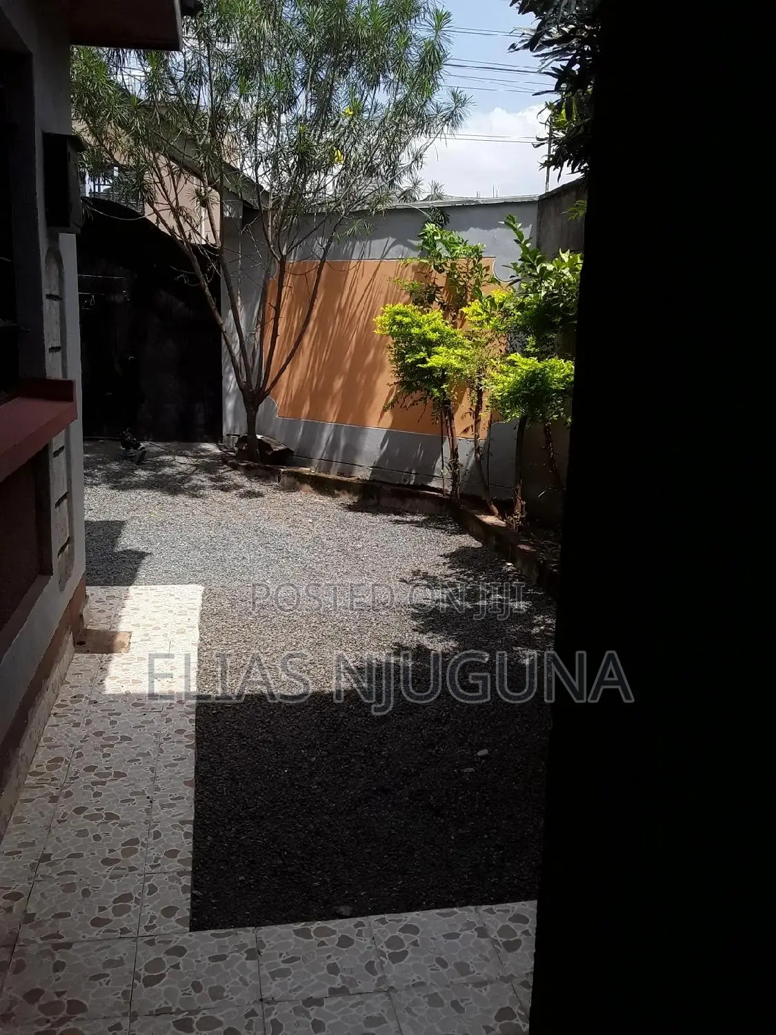 3bdrm Bungalow in Membley Estate for rent