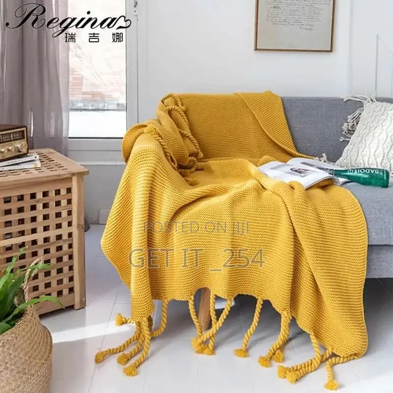 Supper Soft Knitted Throw Blankets With Tassels