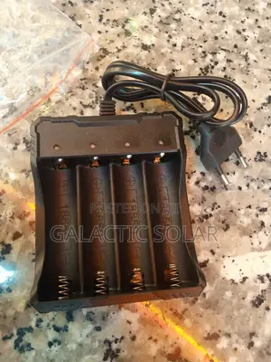 Lithium Battery 18650 Charger