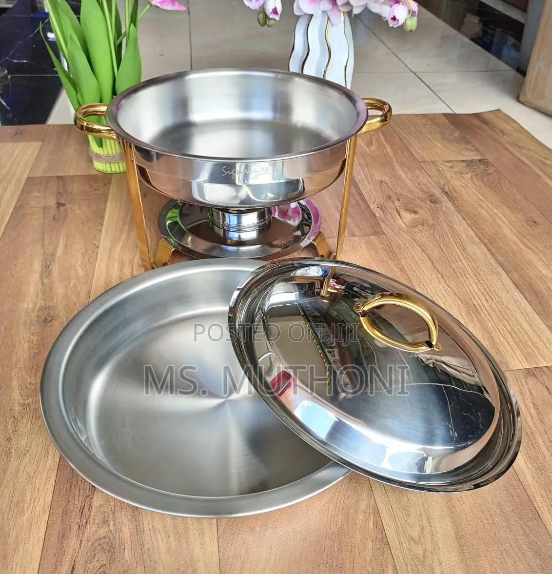 5 L *Oval Chaffing Dish With Golden Stand*
