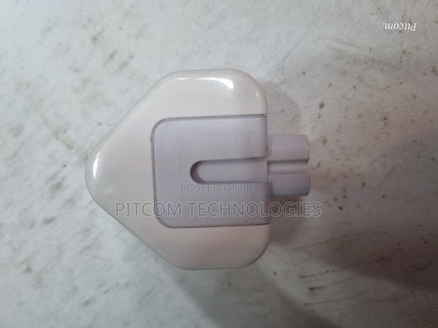 Macbook Plug - thumbnail 4