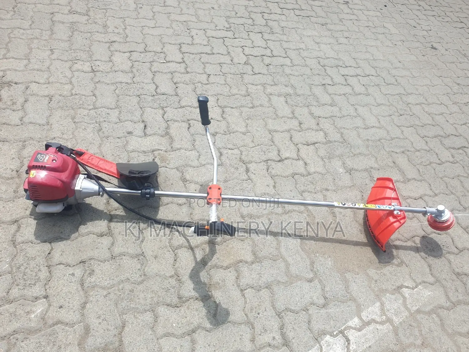 Shoulder Type Brushcutte 4 Stroke Petrol Powered