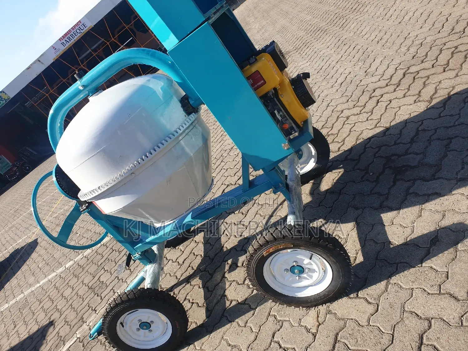 Windsor 400L Concrete Mixer Diesel Powered 7.0 Aircooled .