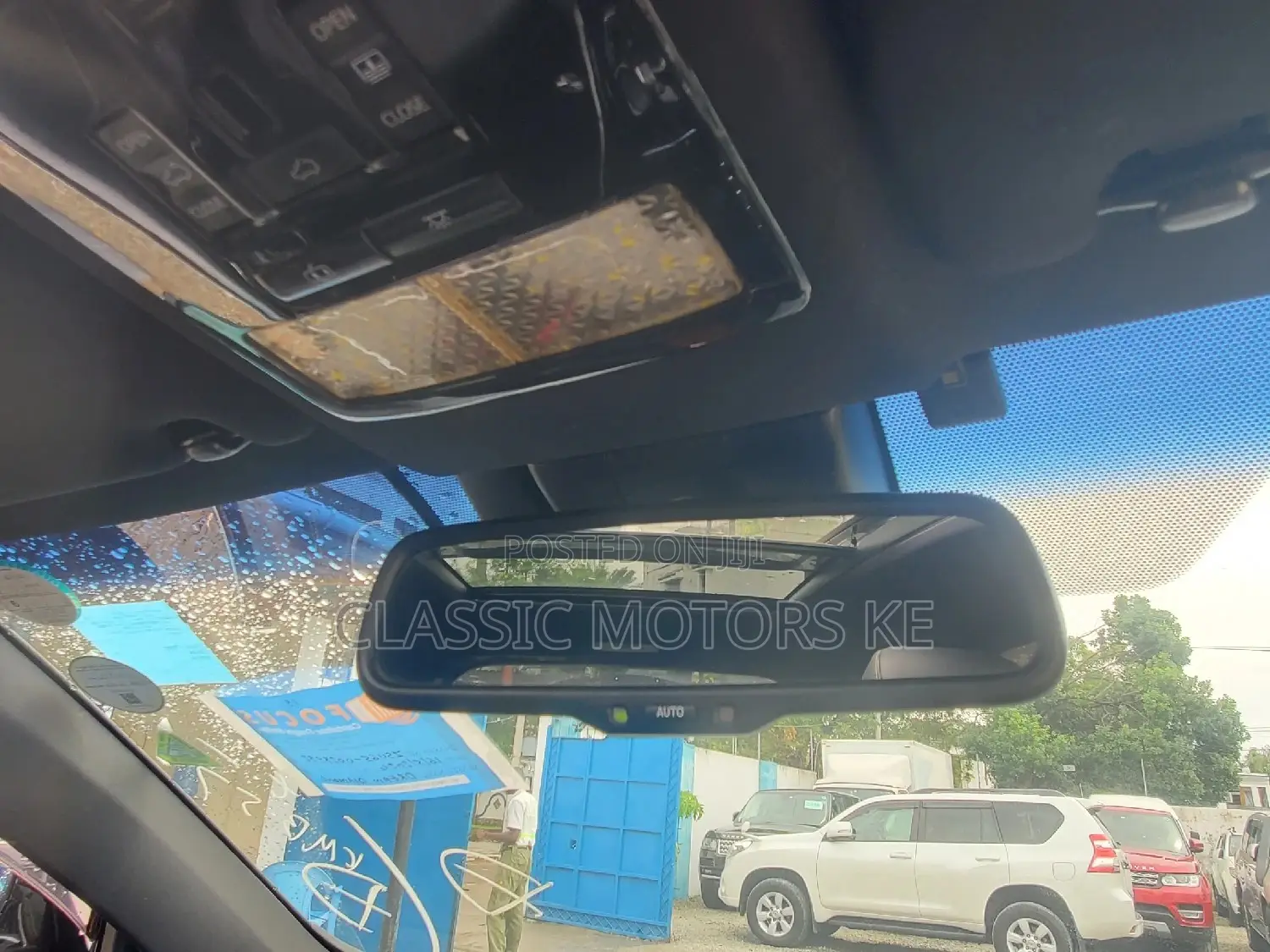 Toyota Harrier 2.0 2018 White