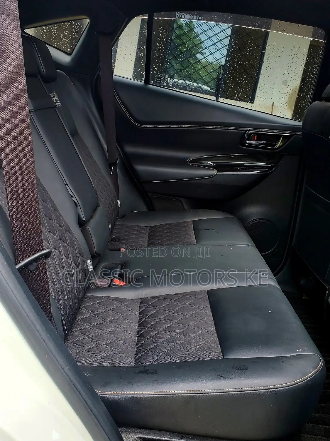 Toyota Harrier 2.0 2018 White