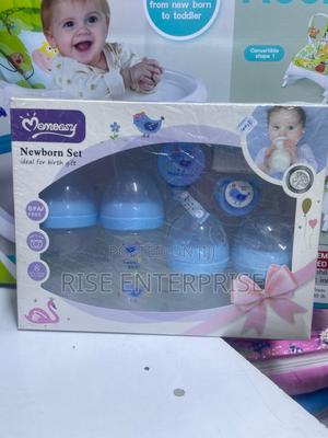 Momeasy Feeding Bottles Starter Pack - main view