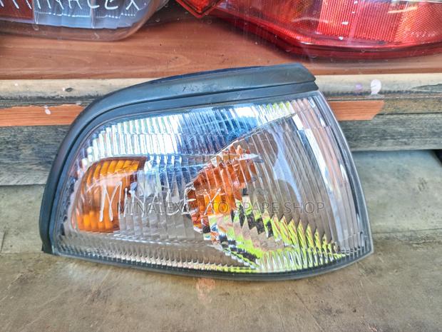 Indicator Light Toyota Regius Old Model