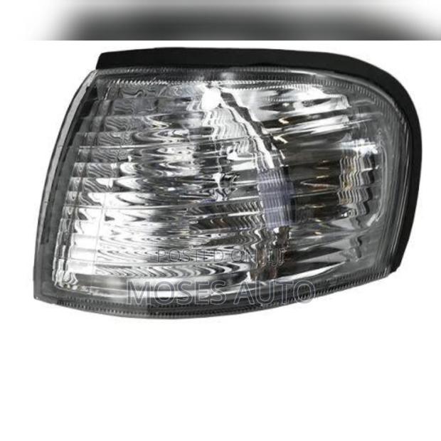 Nissan B15 Corner Lights