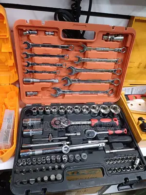 Spanner Set, Socket Wrench 82pcs