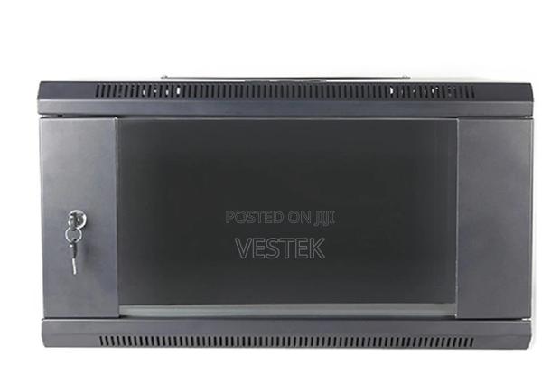 Wall Data Cabinet 6u 600mm X 450mm