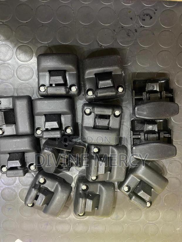 Windows Locks Toyota Hiace - main view
