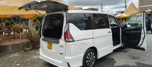 Nissan Serena 2017 Pearl