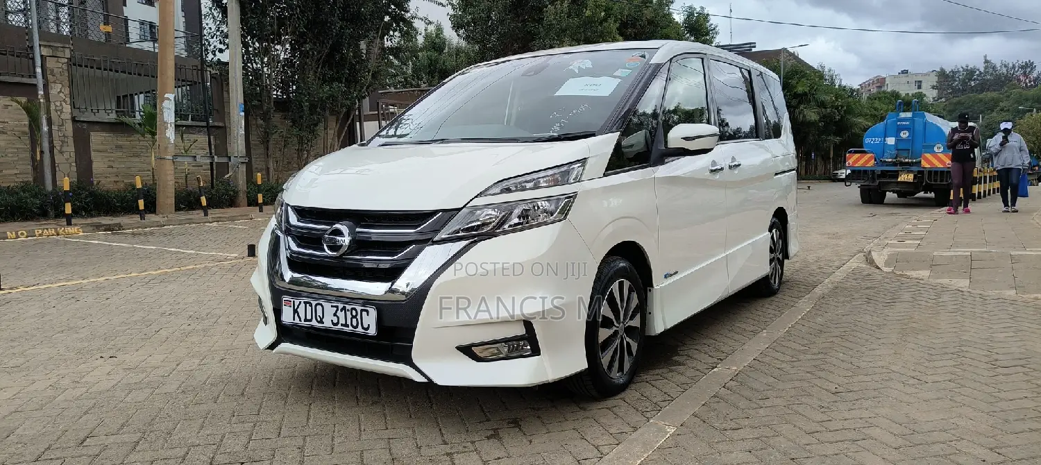 Nissan Serena 2017 Pearl