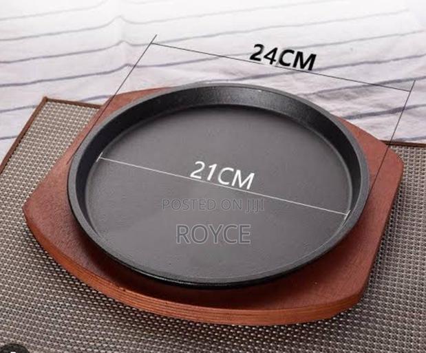 Cast Iron Hot Sizzling Plate - thumbnail 2
