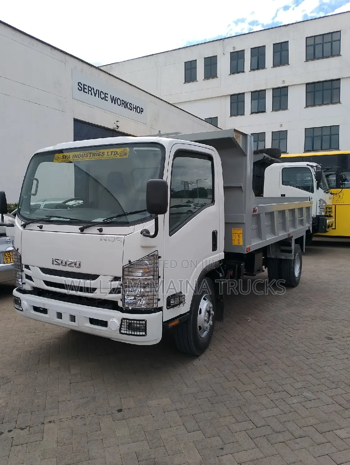 NQR(Tipper) Isuzu