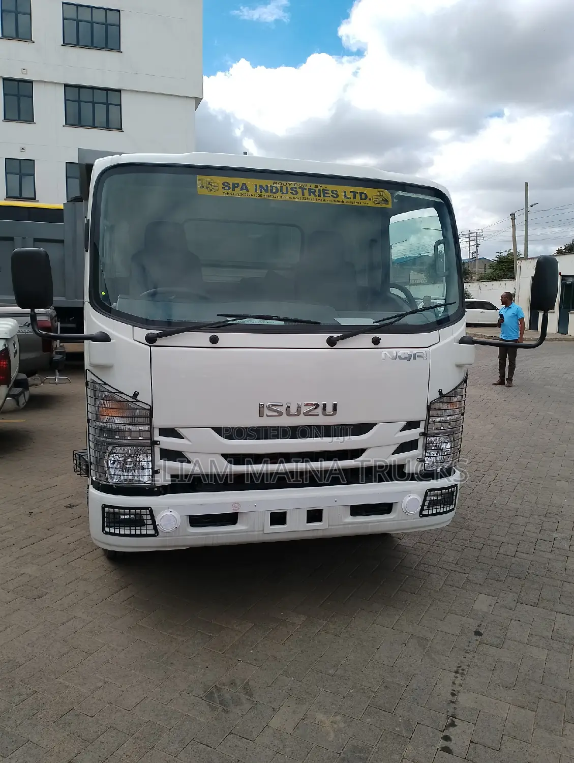 NQR(Tipper) Isuzu