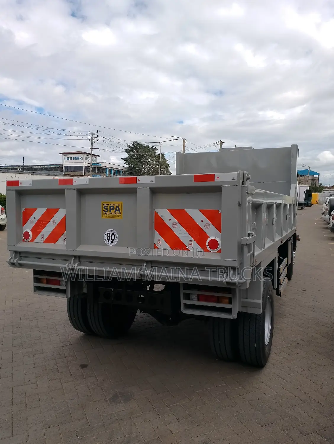 NQR(Tipper) Isuzu