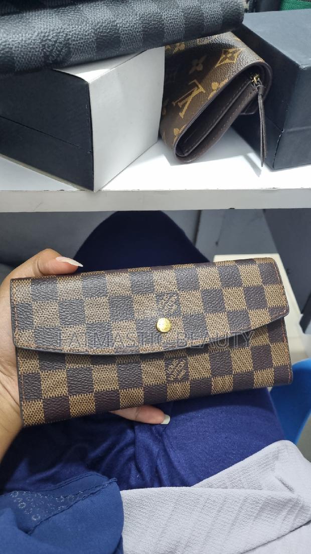 Lv Wallet for Women - main view