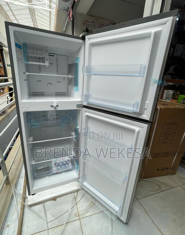 Ramtons 196 Litres Double Door No Frost Fridge, Silver-