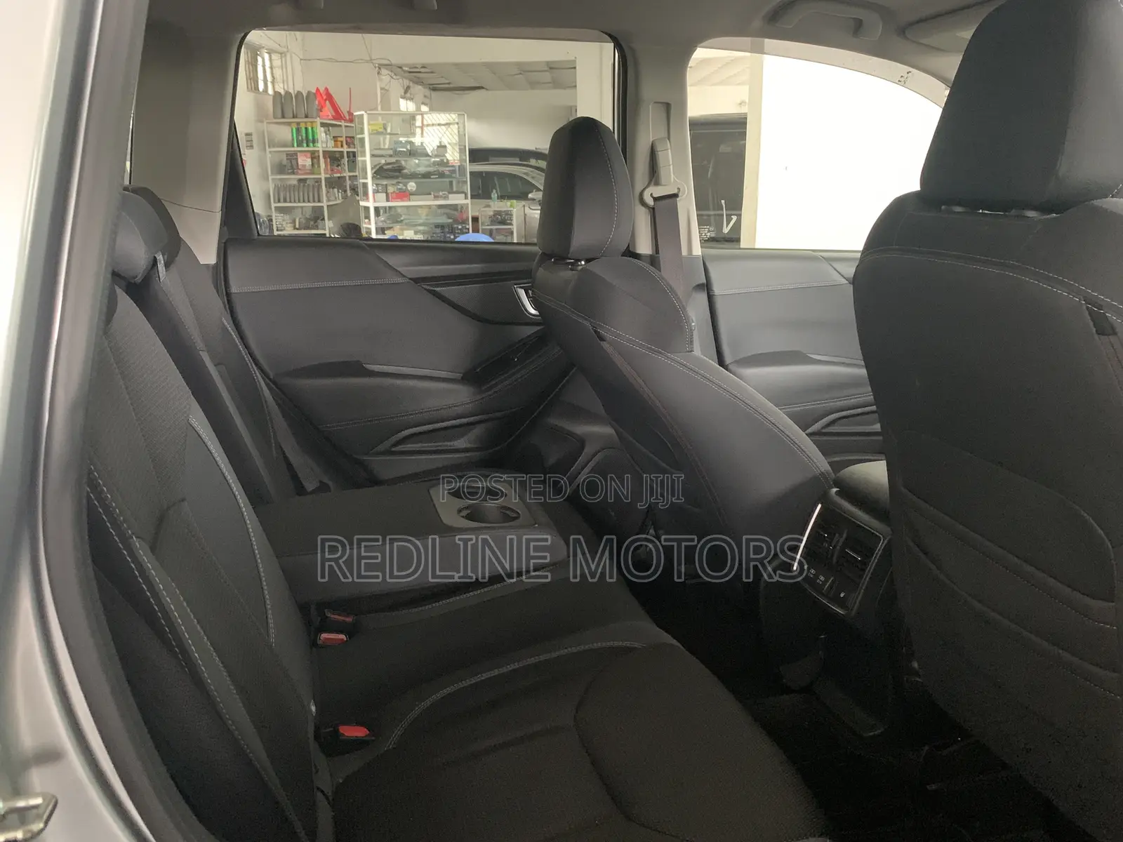 Subaru Forester Base AWD 2019 Silver