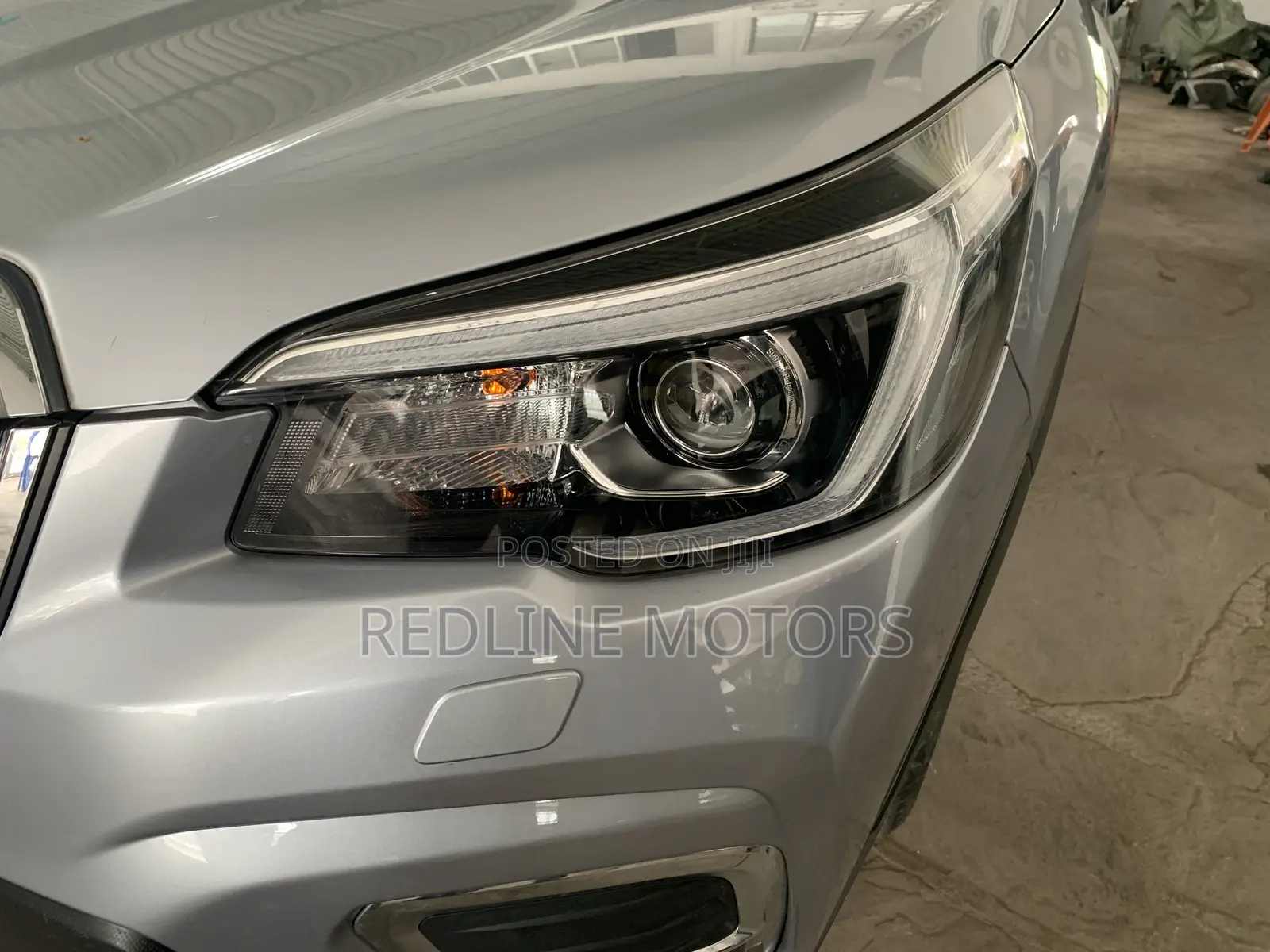 Subaru Forester Base AWD 2019 Silver