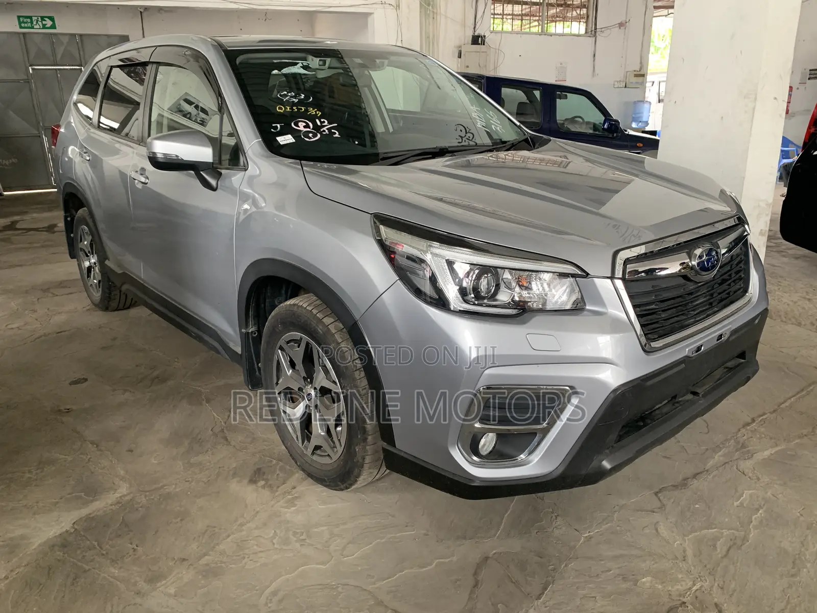 Subaru Forester Base AWD 2019 Silver