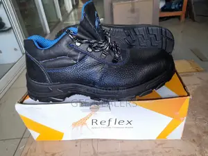 Reflex Low Cut Safety Boots >Steel Toed Unisex Safety Boots
