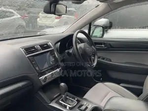 Subaru Outback 2.5i Limited AWD 2017 Black