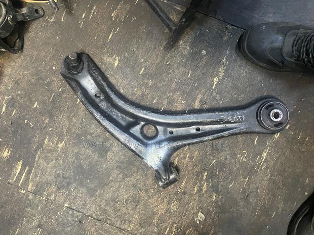 Arm,Links,Tierods Etc for Mazda Demio - thumbnail 2