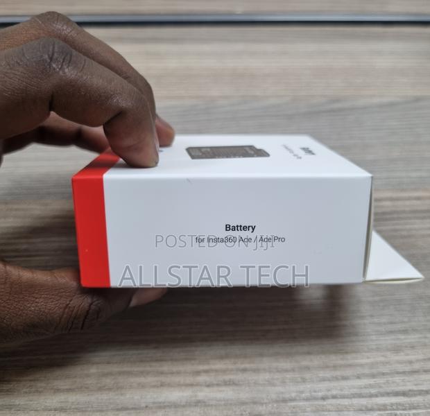 Insta360 Rechargeable Battery For ACE And ACE PRO - thumbnail 2