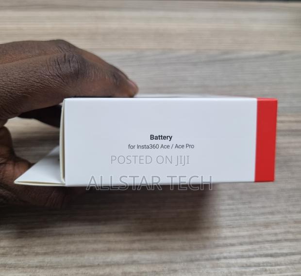 Insta360 Rechargeable Battery For ACE And ACE PRO - thumbnail 3