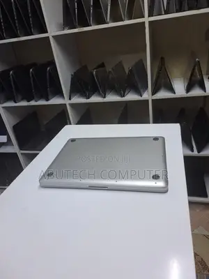 Laptop Apple MacBook Pro 2012 8GB Intel Core I7 SSD 256GB