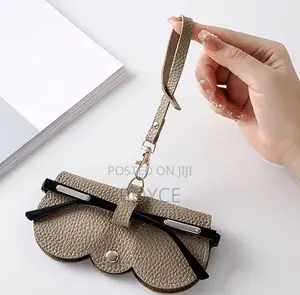 Soft Leather Sunglasses Holder