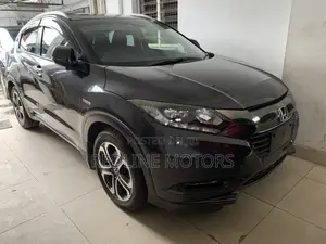 Honda Vezel 1.5 Hybrid 2WD 2017 Purple