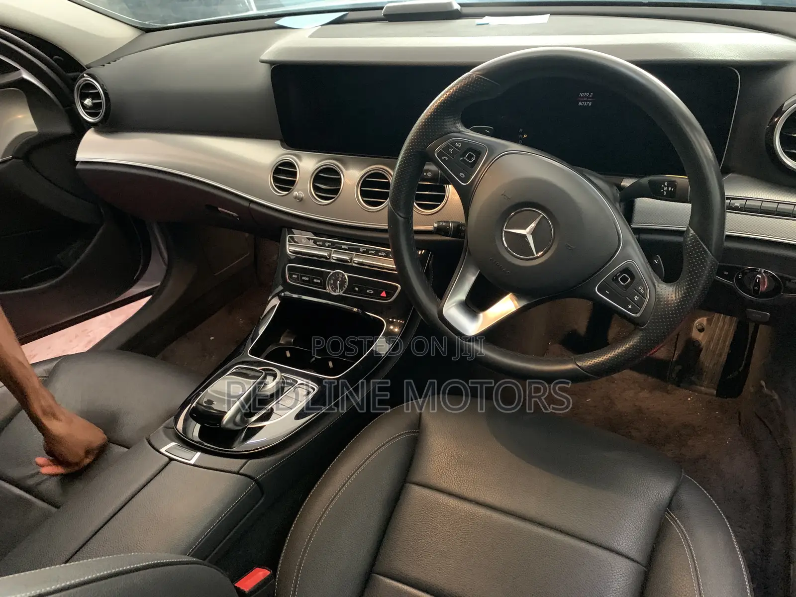 Mercedes-Benz E200 2017 Blue