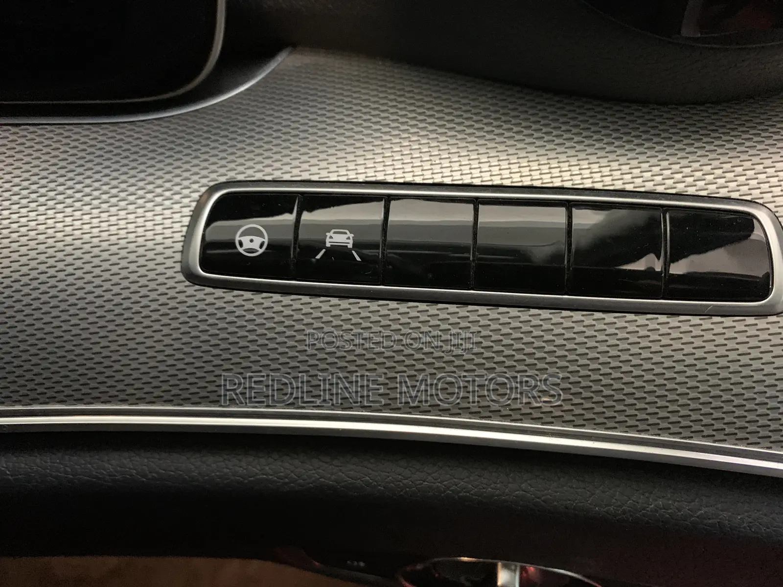 Mercedes-Benz E200 2017 Blue