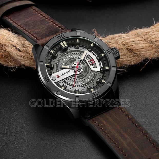 Fashionable CURREN Gents Leather Strap